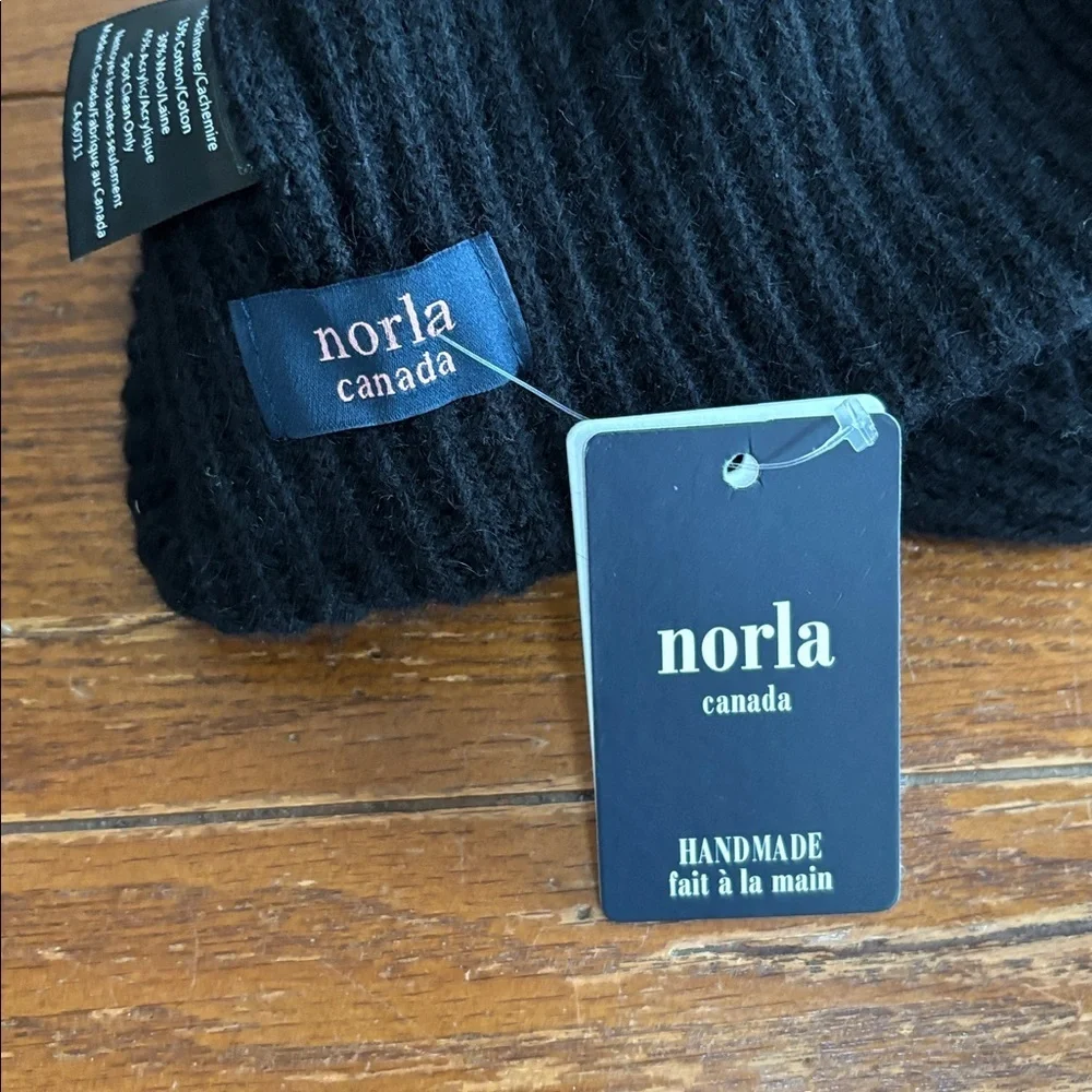 NORLA CANADA Black Cashmere Wool Blend Beanie Hat Ribbed Stretch NWT One Size